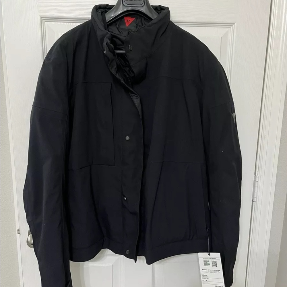 New mens Dainese motorcycle jacket 58 with liner